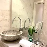 Daire Downtown Luxury *