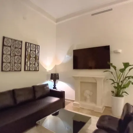 Daire Downtown Luxury *