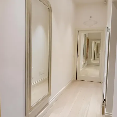 Downtown Luxury *