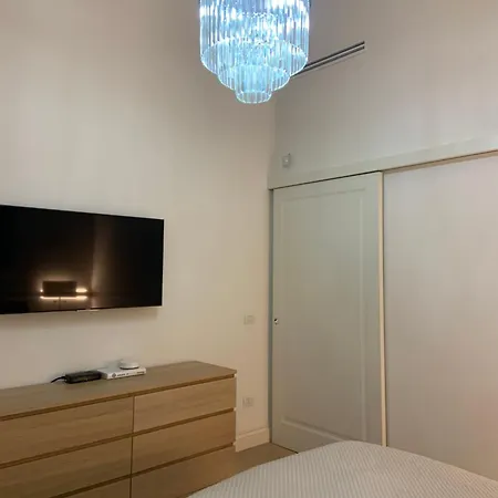 Downtown Luxury *