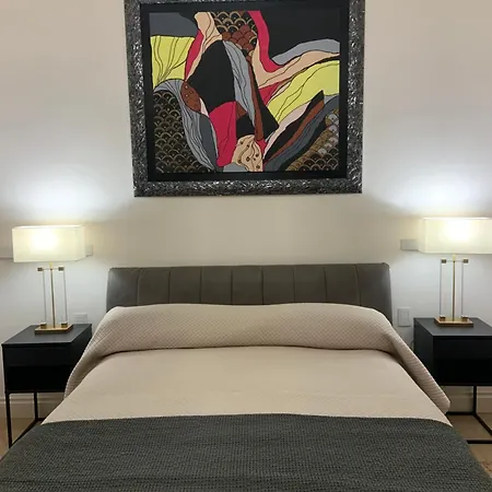 Downtown Luxury * Bari